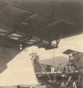 11.09.1935 Unteransicht der östlichen Fahrbahnkonstruktion mit Besichtigungswagen